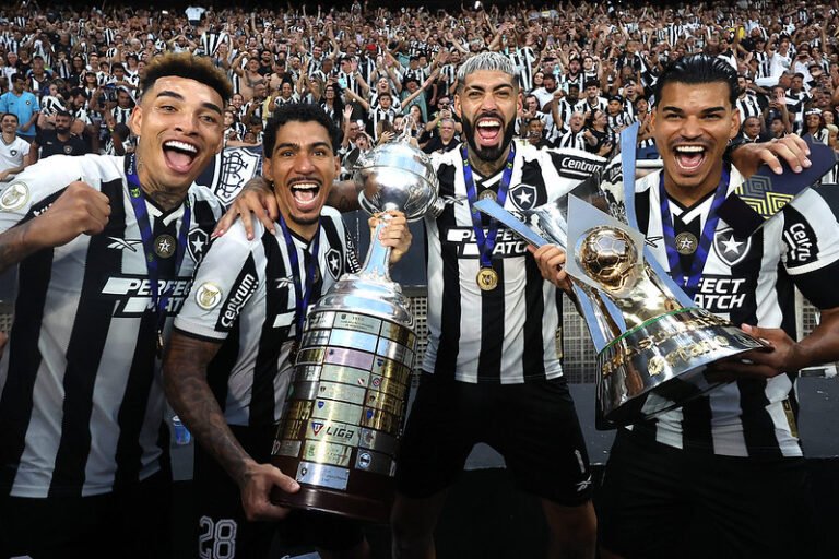 1743361230_botafogo-campeao.jpg