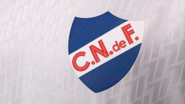 1743442286_Camisa-Nacional-1.jpg