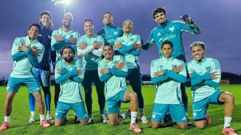 Jogadores-Cruzeiro-2025-900x506-1.jpg