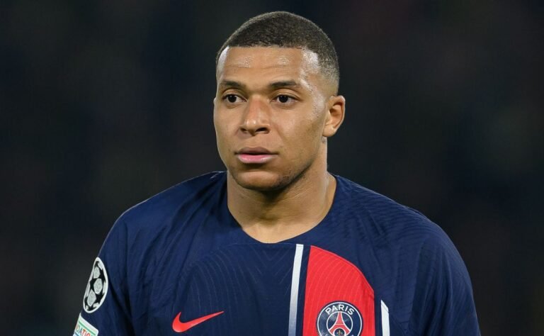 Kylian Mbappé teria rejeitado a oferta de US $ 250 milhões antes de deixar o PSG para o Real Madrid