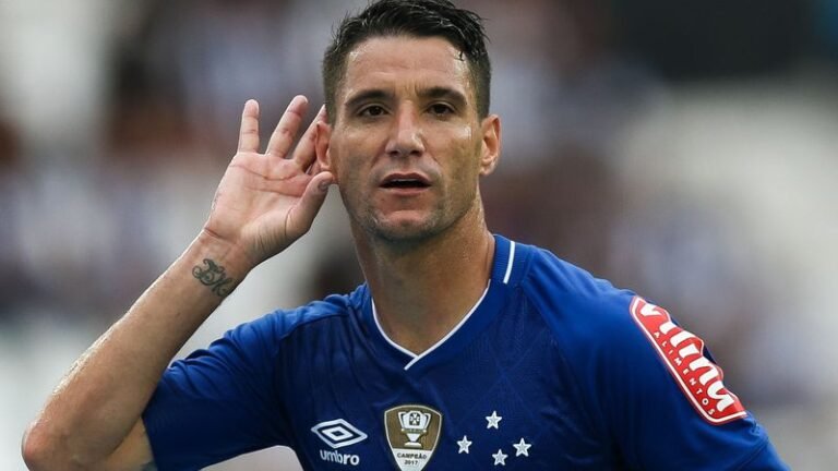 Thiago-Neves.jpg