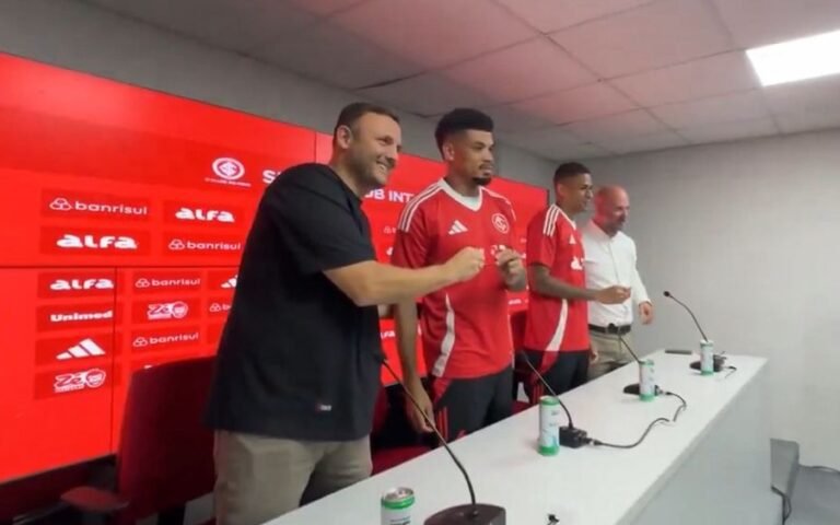 juninho-apresentacao-zagueiro-internacional.jpg