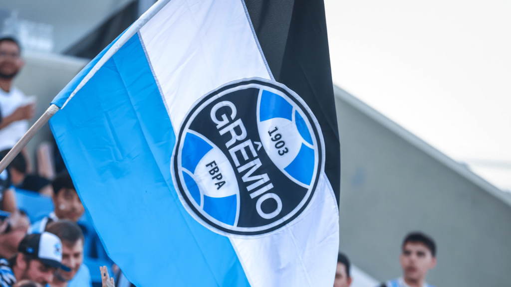 portaldogremista.com_.br-rascunho-automatico-gremio-bandeira.png
