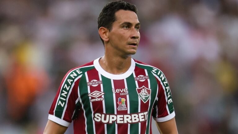 1745293771_Ganso-Fluminense-2025.jpg