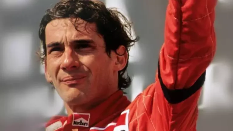 993753863-ayrton-senna.webp.webp