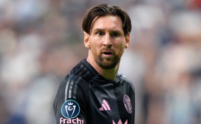 A troca acalorada de Lionel Messi com Andres Cubas: O que aconteceu entre as estrelas entre Miami e Whitecaps?