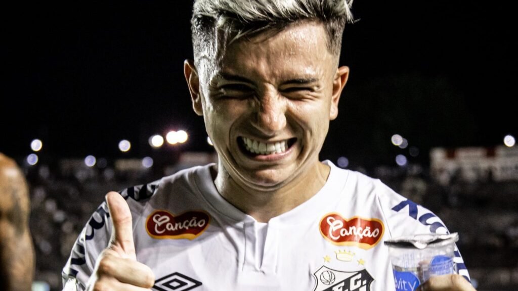 Alvaro-Barreal-1-e1740408078892.jpg