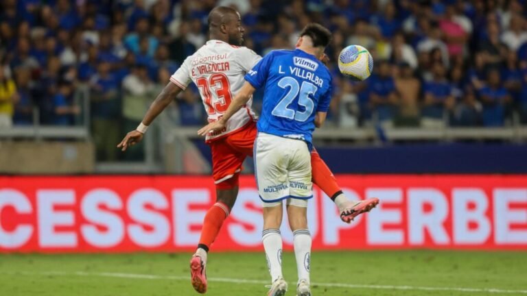 Enner-Valencia-contra-Cruzeiro-1-1024x576.jpg