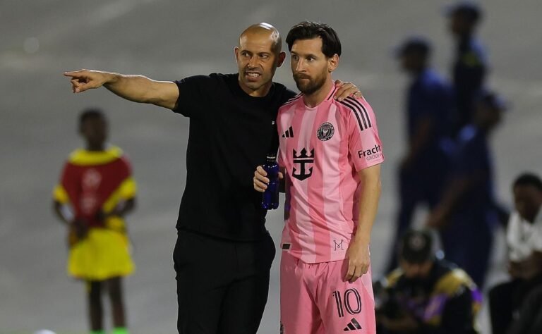 Lionel Messi está em dúvida para a semifinal da CONCACAF? O chefe da Inter Miami, Javier Mascherano, esclarece o status de lesão da estrela para Vancouver Whitecaps Clash