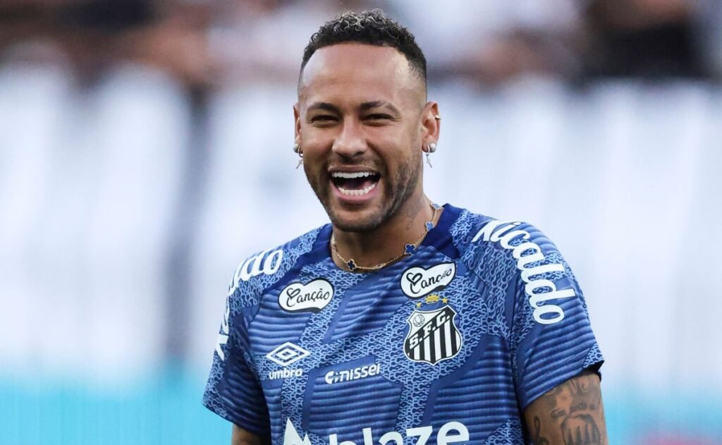 O companheiro de equipe da Argentina de Lionel Messi e vencedor da Copa do Mundo revela que Neymar o chamou para se juntar a Santos