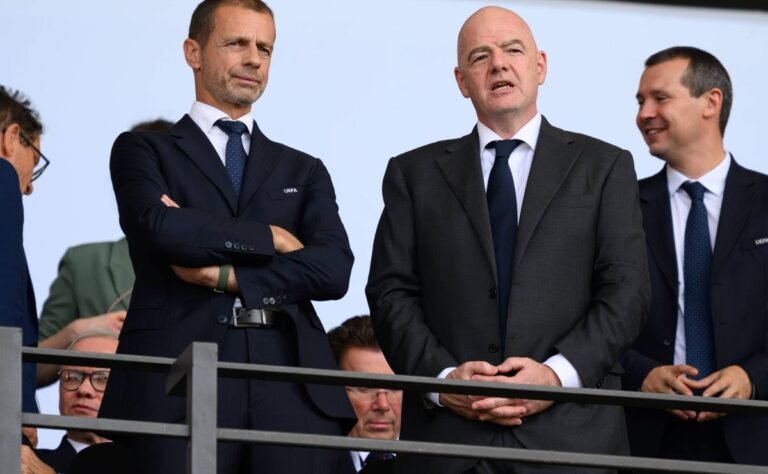O presidente da FIFA, Gianni Infantino, pressiona o retorno da Rússia em competições de futebol: a posição da UEFA revelou