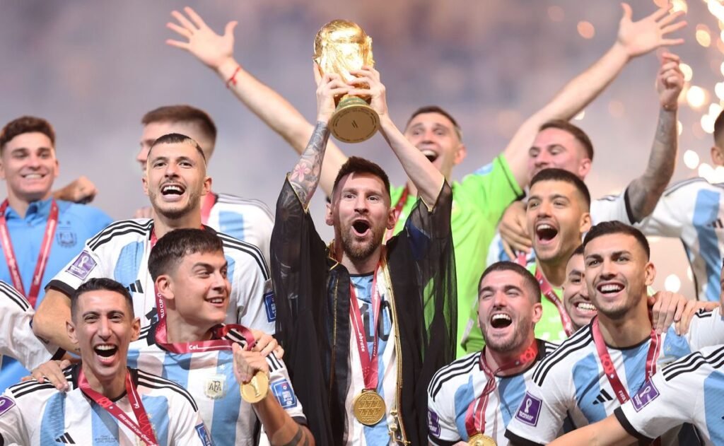 Outro escândalo de apostas ilegais atinge a Série A: Lionel Messi da Argentina FIFA World Cup, companheiros de equipe e estrela da USMNT nos holofotes