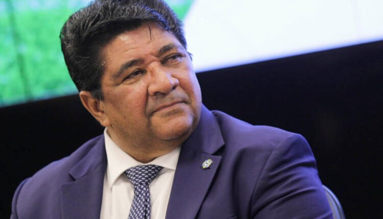 Presidente-da-Confederacao-Brasileira-de-Futebol-CBF-Ednaldo-Rodrigues-assina-o-Acordo-de-Cooperacao.jpeg