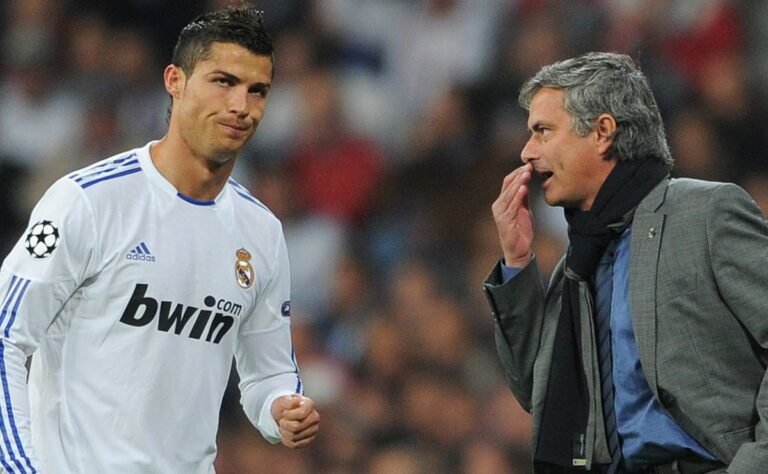 Reunião que ninguém viu chegando? José Mourinho se aproximando do movimento para se conectar com Cristiano Ronaldo novamente depois do Real Madrid - mas não na Saudi Pro League