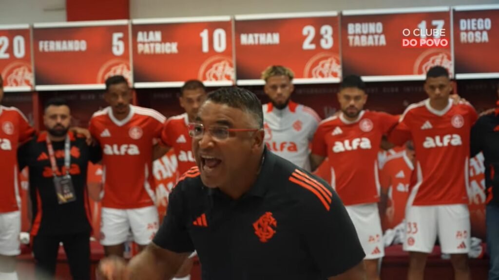 Roger-Machado-bastidores-Nacional.jpeg