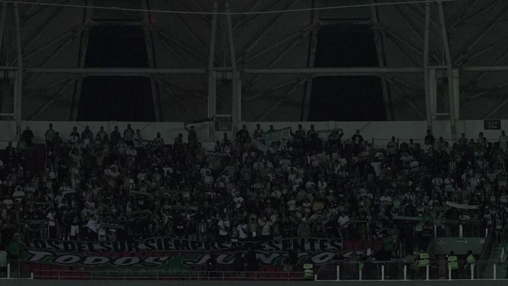 Torcida-Atletico-Nacional-Beira-Rio-1-1.jpg