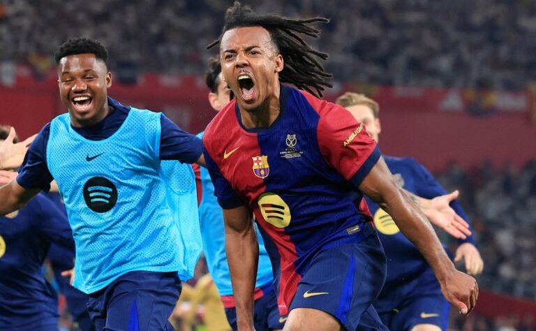 Vídeo: Jules Kounde marcou gols para o Barcelona contra o Real Madrid na final da Copa del Rey 2025