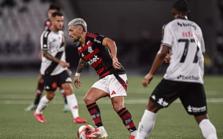 arrascaeta-flamengo-x-vasco-engenhao-semifinal-carioca.jpg