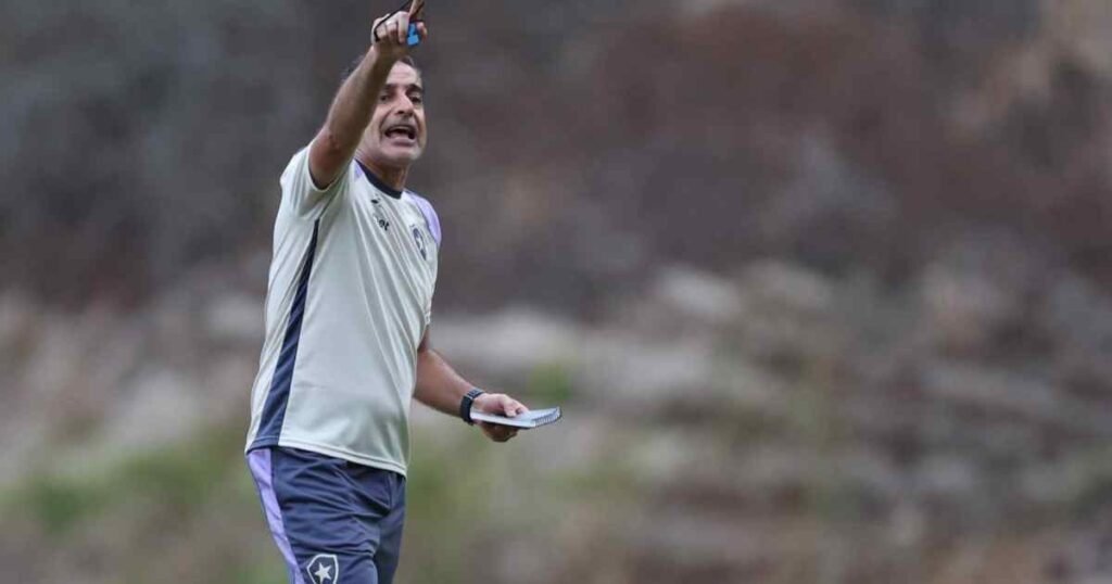 botafogo-sob-o-comando-de-renato-paiva-preparacao-intensa-e-novidades-para-2025.jpg