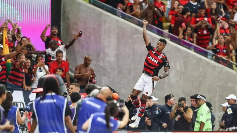 bruno-henrique-flamengo-vasco-1.jpg