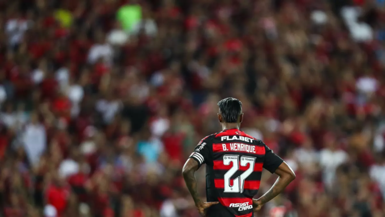 bruno-henrique-torcida-flamengo-x-internacional-brasileirao.png