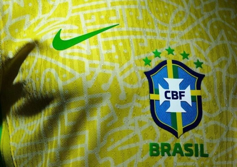 camisa-brasil-amarela-e1726667526793.jpg