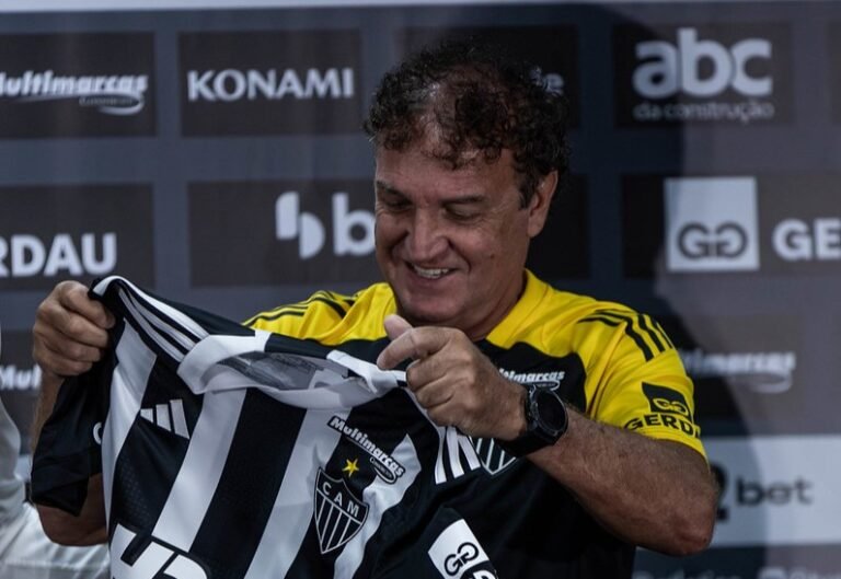 cuca_camisa_galo.jpg