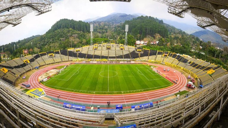 estadio-pueblo-nuevo-flamengo-x-tachira.jpg