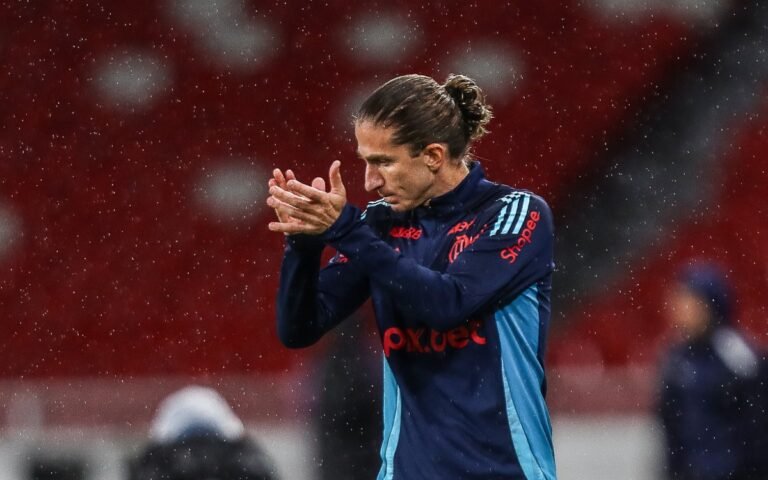 filipe-luis-flamengo-x-ldu-libertadores.jpg