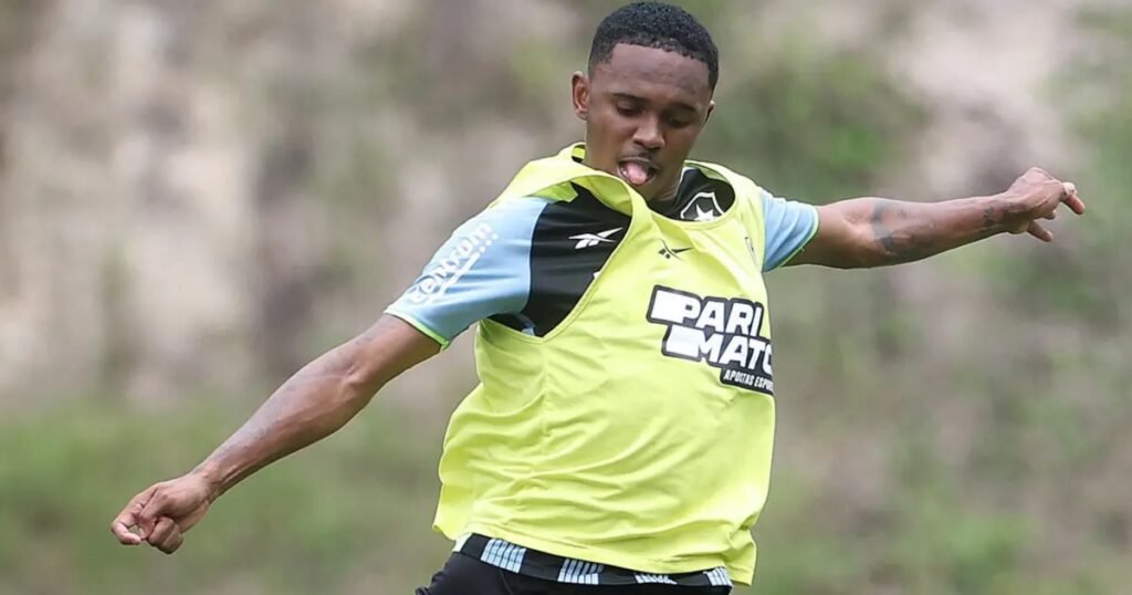 jeffinho-volta-ao-dm-do-botafogo-e-fica-fora-de-jogo-treino-contra-o-cruzeiro.jpg