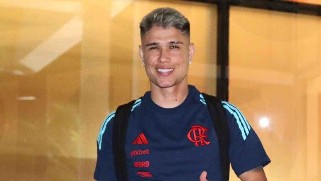 luiz-araujo-embarque-flamengo.jpg