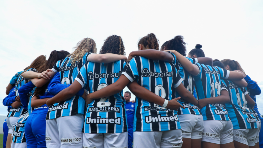 portaldogremista.com_.br-gurias-gremistas-conhecem-seus-adversarios-na-liga-de-desenvolvimento-2025-g.png
