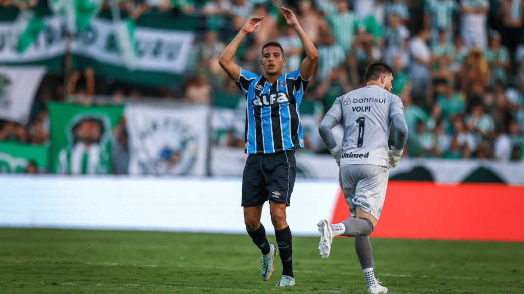 portaldogremista.com_.br-rascunho-automatico-gustavo-martins-gremio-alfredo-jaconi.png