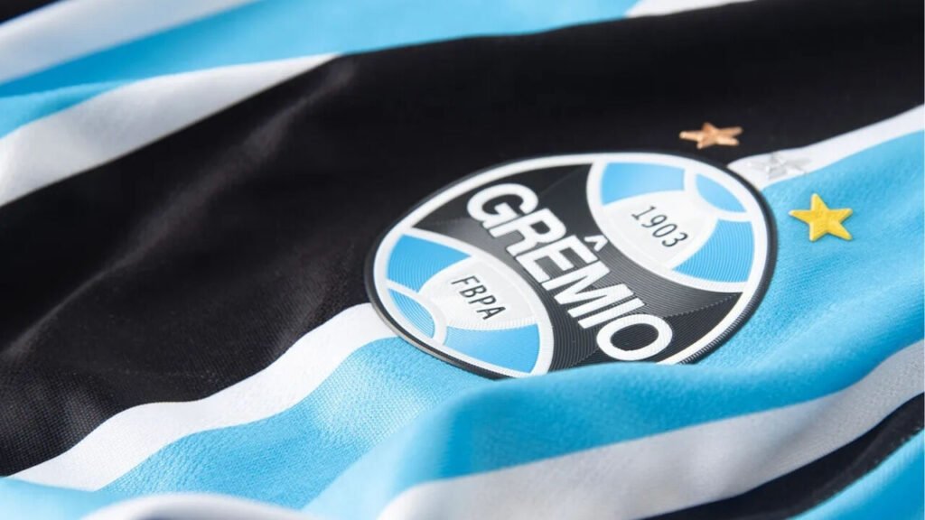 portaldogremista.com_.br-torcedores-russos-elegem-maiores-clubes-do-brasil-e-gremio-dispara-na-pesqui.jpeg