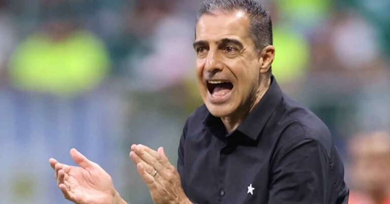 renato-paiva-no-botafogo-por-que-coletiva-do-tecnico-esta-gerando-tanto-debate.jpg