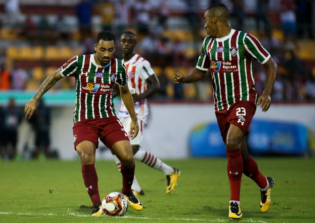 robinho-marlon-freitas.jpg