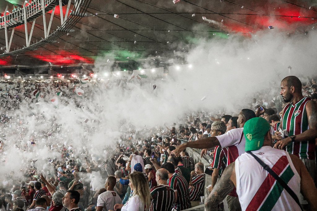 torcida-fluminense-maracana-po-de-arroz.jpg